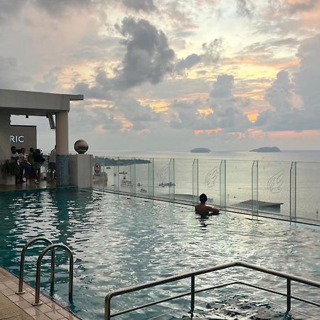 Mersuites City Center Kota Kinabalu By Trh Esterno foto